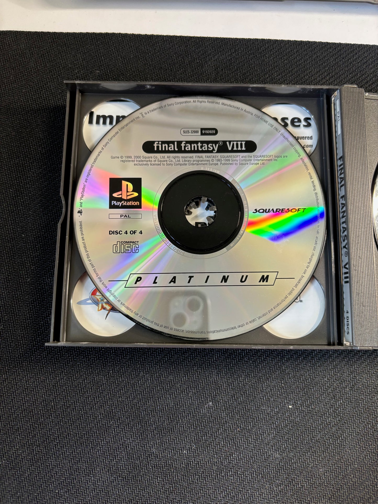 Final Fantasy VIII PS1 English With Manual