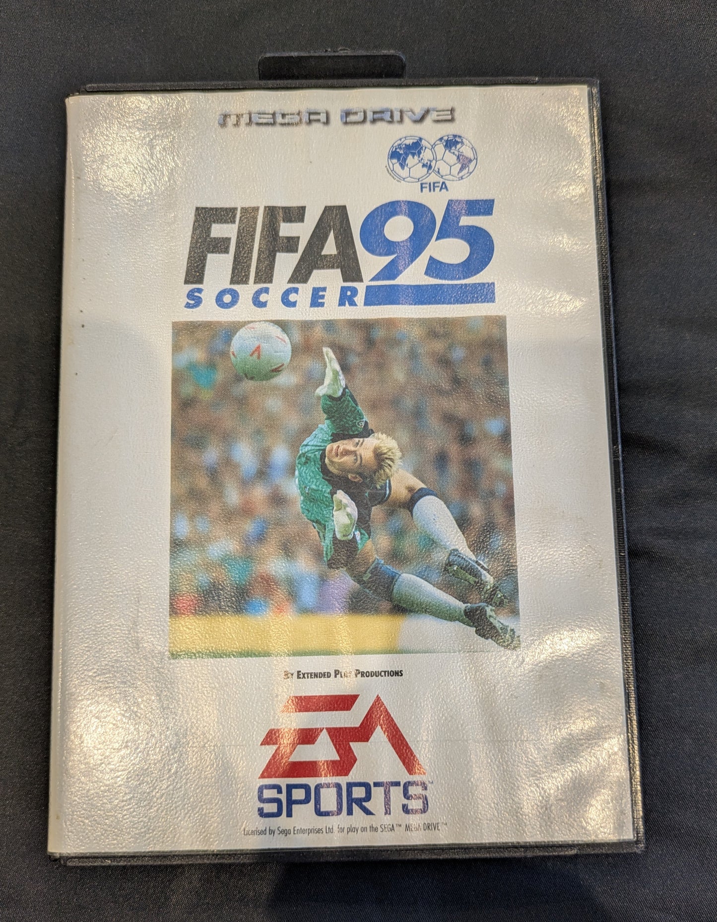 SEGA MEGA DRIVE GAME - FIFA 95