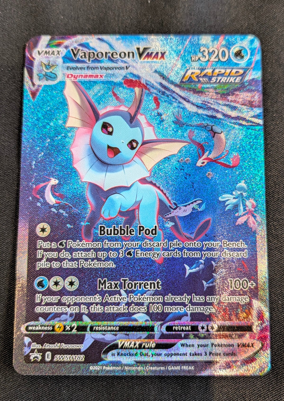 POKEMON SINGLES SWSH182 VAPOREON ENGLISH