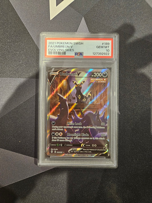 UMBREON V 189/203 PSA 10