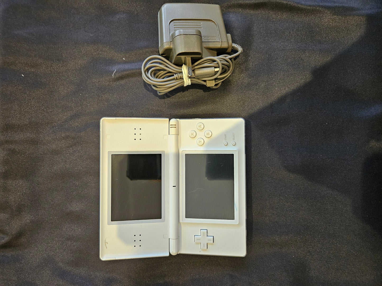 NINTENDO DS LITE