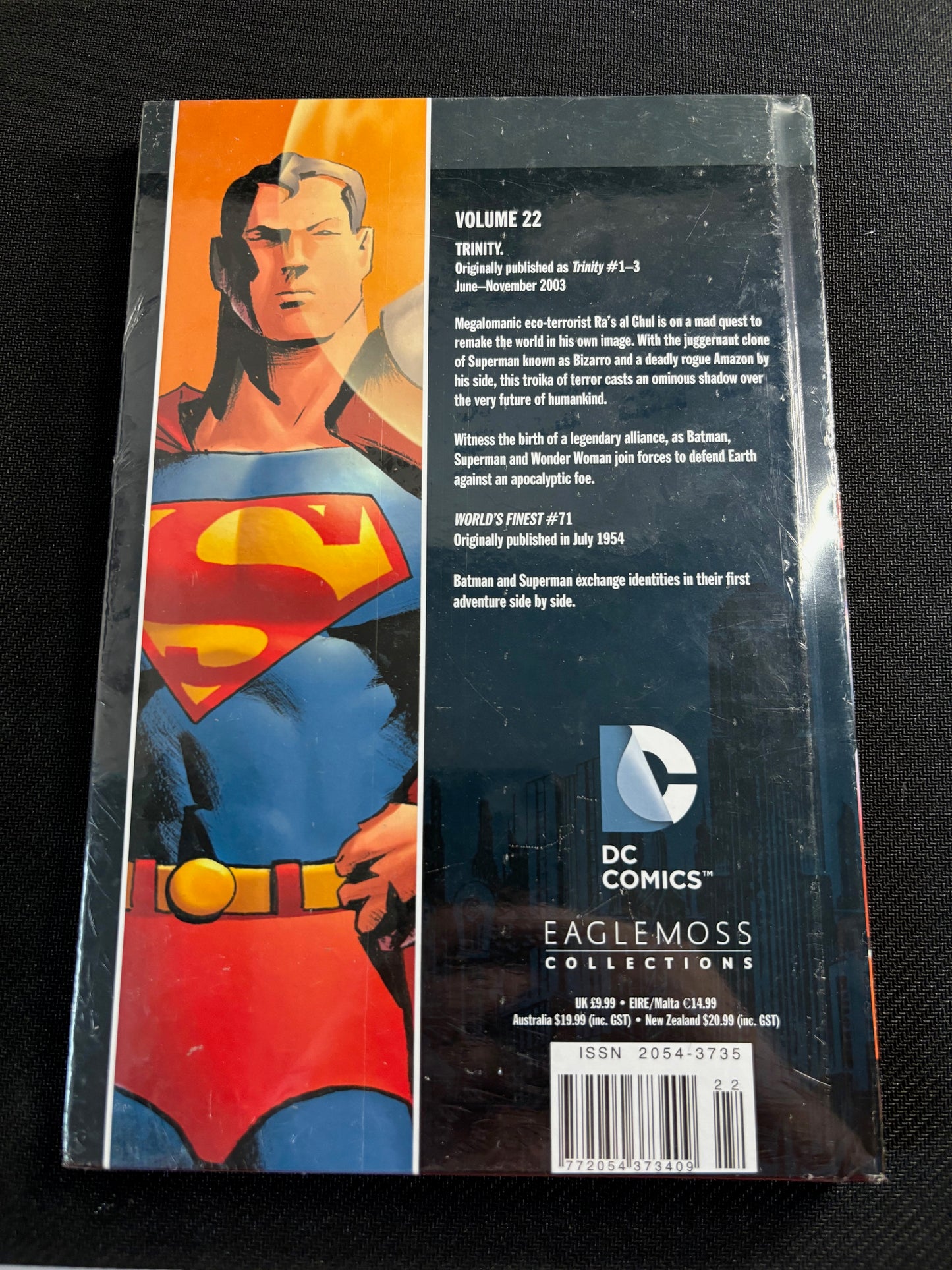 TRINITY DC COMICS GRAPHIC NOVEL COLLECTION VOL 22 Hardcover