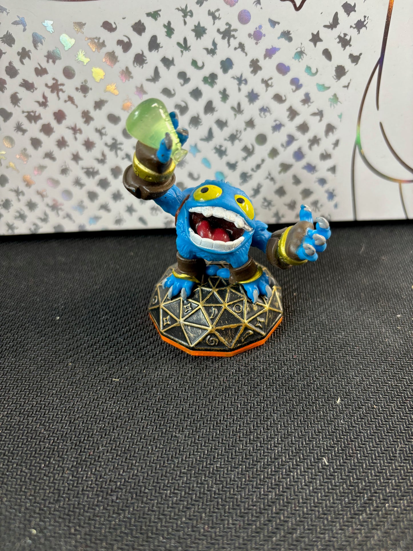 Skylanders Giants Pop Fizz Figure