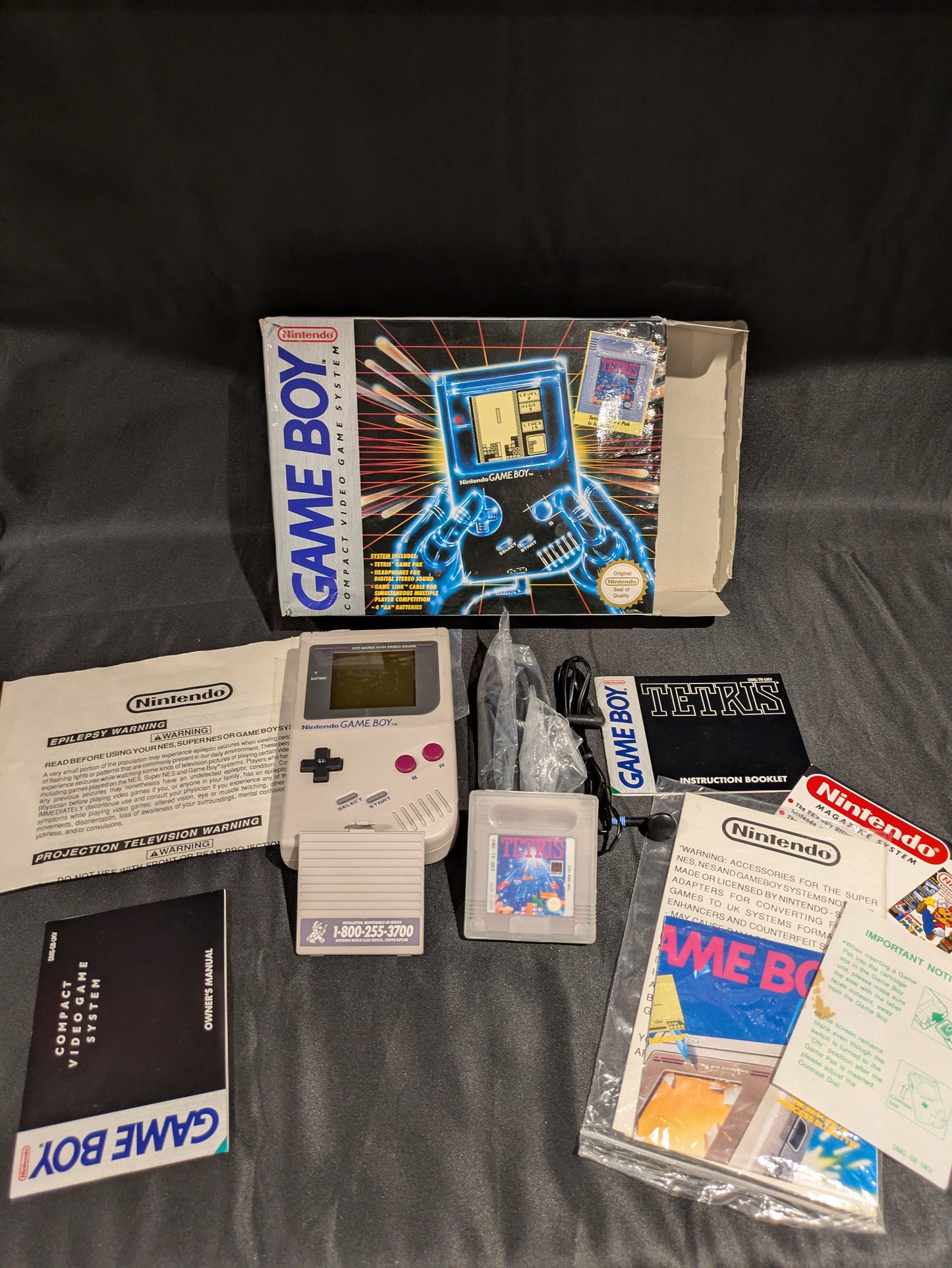 BOXED ORIGINAL NINTENDO GAME BOY DMG -01 EXCELLENT CONDITION