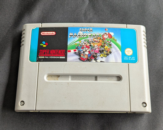 SUPER NINTENDO ENTERTAINMENT SYSTEM GAME SUPER MARIO KART UNBOXED