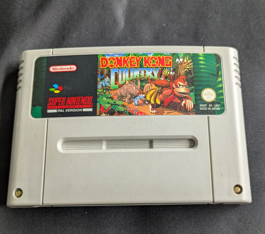 SUPER NINTENDO ENTERTAINMENT SYSTEM GAME DONKEY KONG COUNTRY UNBOXED