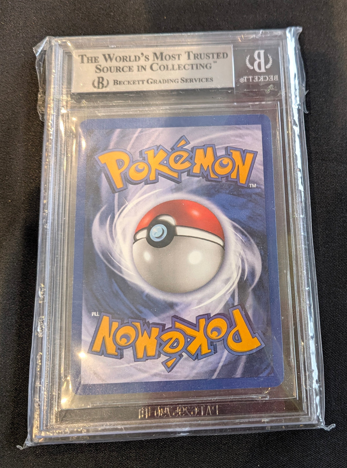 POKEMON 3/82 BLASTOISE BECKETT 8.5
