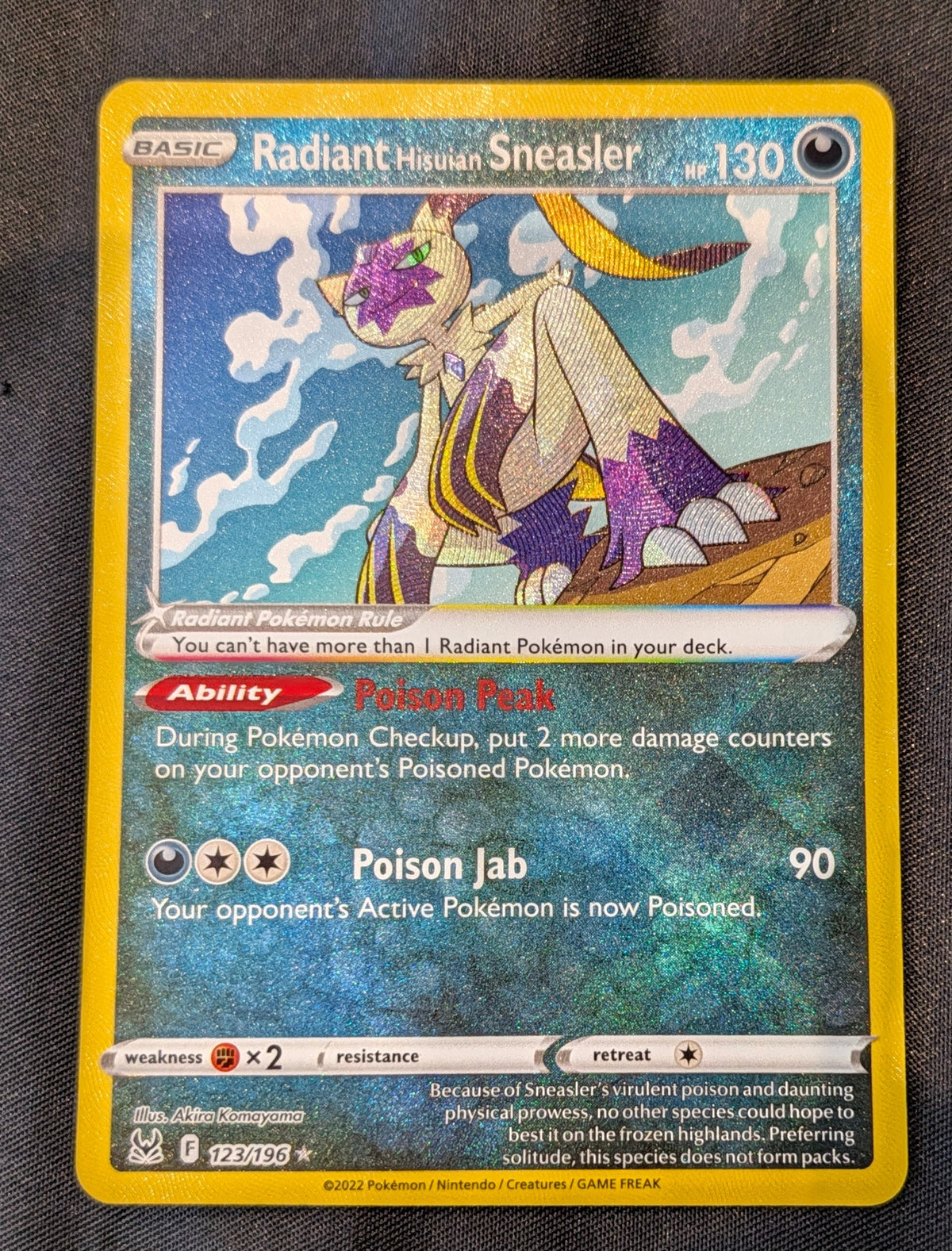 POKEMON SINGLES 123/196 RADIANT HISUIAN SNEASLER ENGLISH