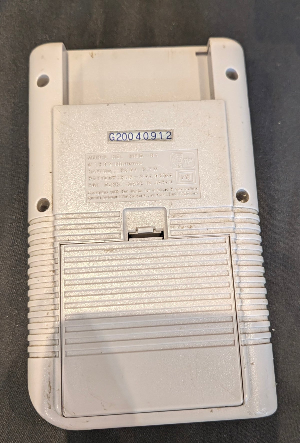 NINTENDO GAME BOY CONSOLE