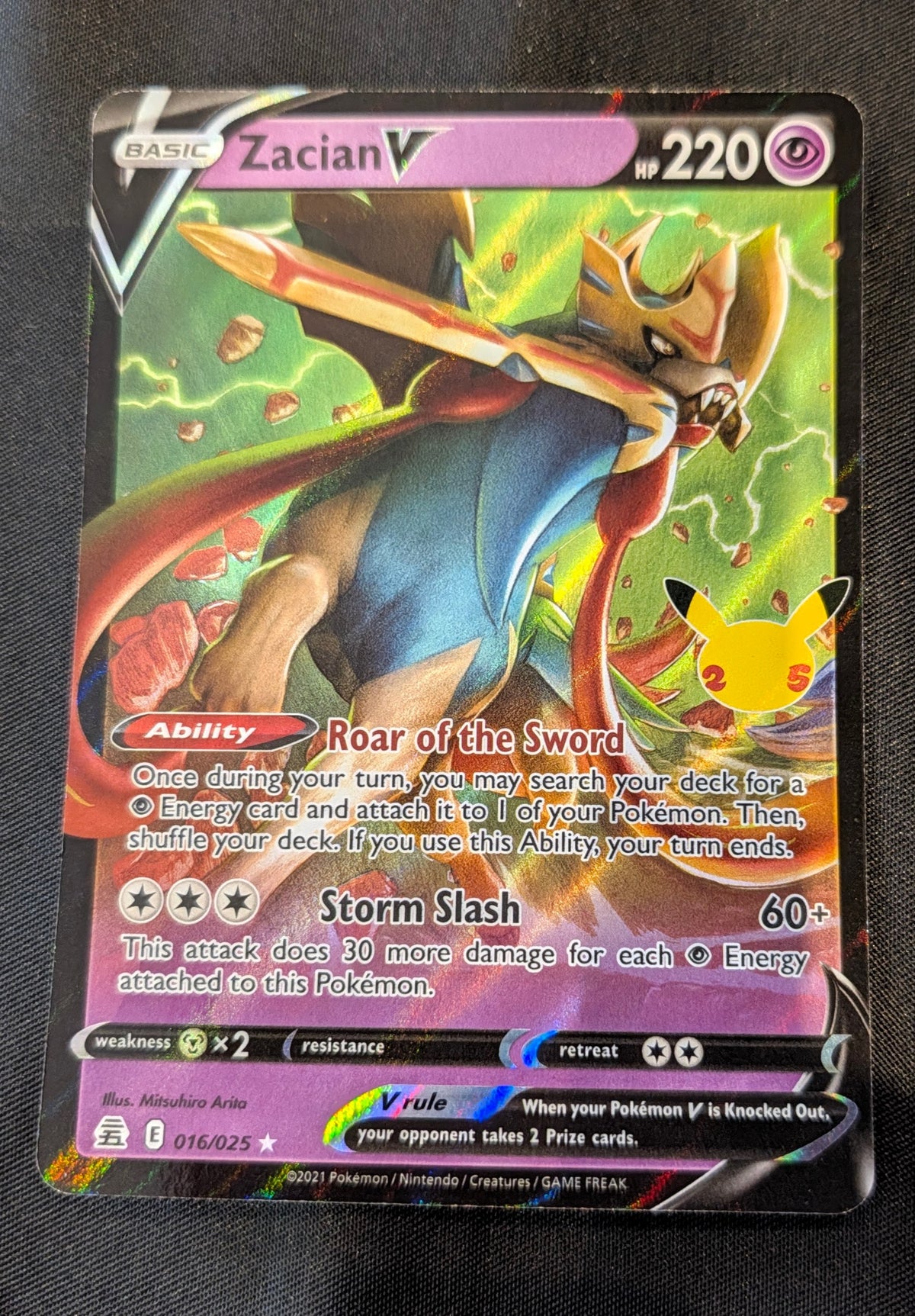 POKEMON SINGLES 016/025 ZACIAN V ENGLISH